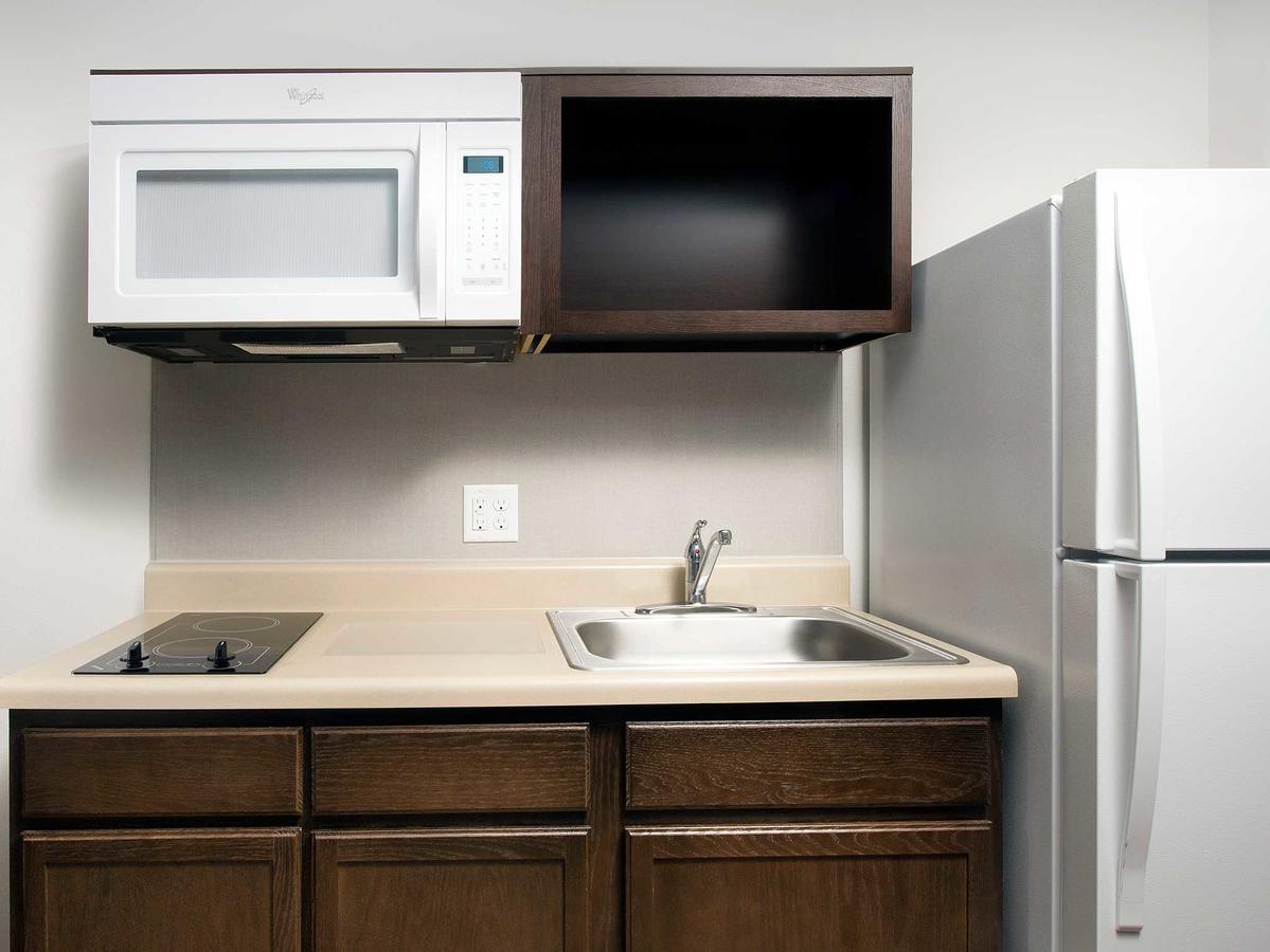Woodspring Suites Fargo North Near Ndsu Quarto foto
